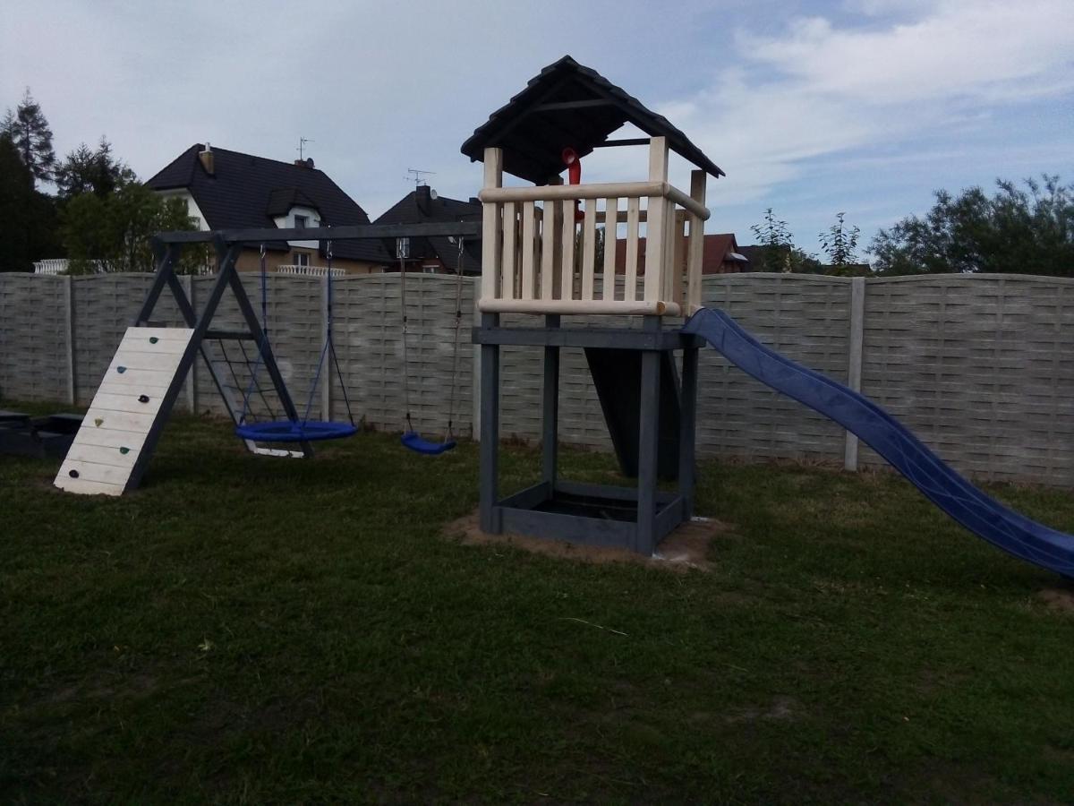 فيلا Mozemorze? Osrodek Domkow Letniskowych Chłopy المظهر الخارجي الصورة